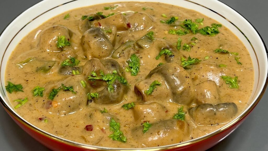 കൂൺ കറി ഒരിക്കലെങ്കിലും ഇത്പോലെ ഉണ്ടാക്കി നോക്കൂ😋👌 | Creamy Butter Garlic Mushroom | Malai Mushroom