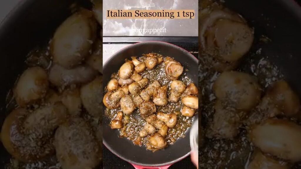 Butter Garlic Mushroom #Shorts #Recipes | #shortvideo #recipeshorts #mushroomrecipe #youtubeshorts