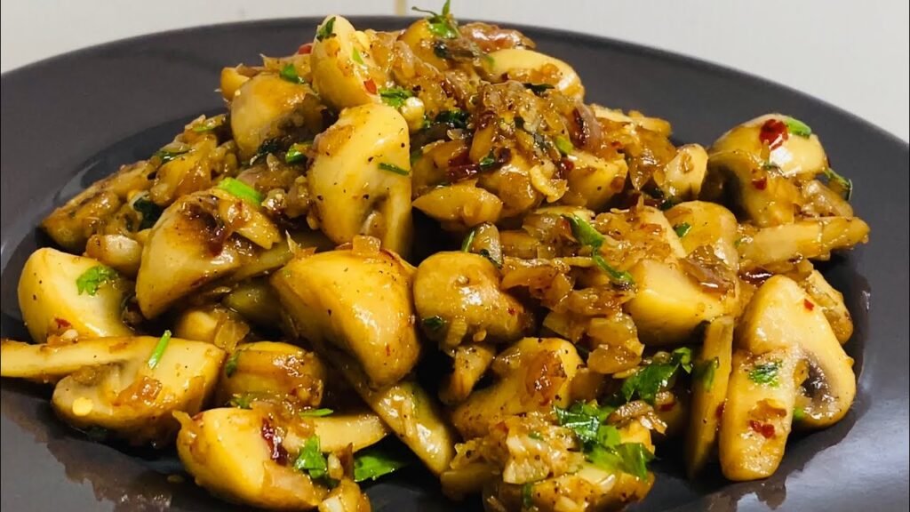 മഷ്റൂം ഗാർലിക് മസാല | Butter Garlic Mushroom | കൂൺ മസാല | Mushroom Masala Dry Recipe