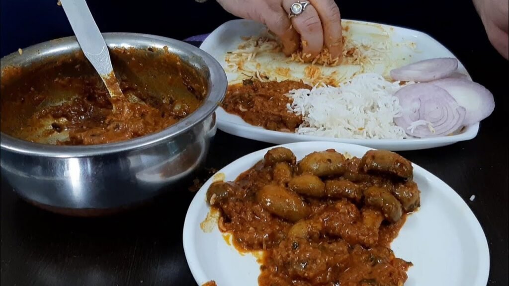 Kadai Mushroom Masala | Dhaba Style Mushroom Masala Recipe |