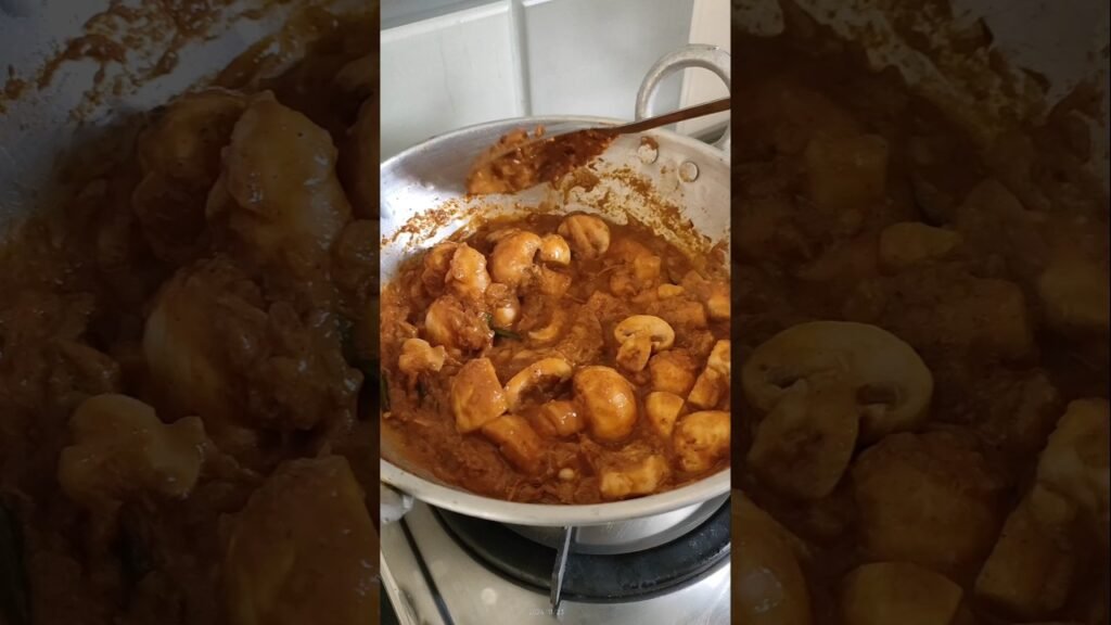 Yummy Mushroom Curry😋 #trending #shorts #youtubeshorts #viralvideo