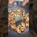 DON’T make this MISTAKE cooking Mushrooms 👩‍🍳🍄🤯 #shorts #mushroom #cookingtips