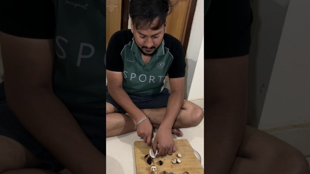 Chatu bati basa | Mushroom recipe❣️#odia #shorts  #viral #foryou #mushroom  #trending#minivlog