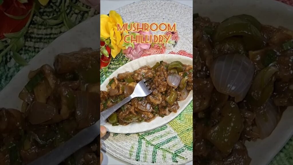 Crispy Mushroom Chilli Dry | Quick Indo-Chinese Recipe 🍄 #mushroom #indochinese #shorts #youtube