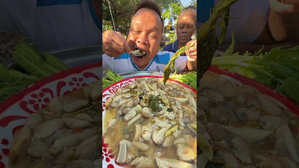 กินแกงเห็ดระโงก #food