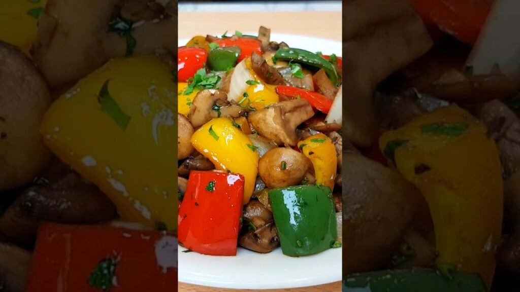 “Quick & Delicious: Sautéed Mushrooms with Colorful Bell Peppers!” 🍄🍄🍄🌶😋#shorts#Dinner #mushrooms